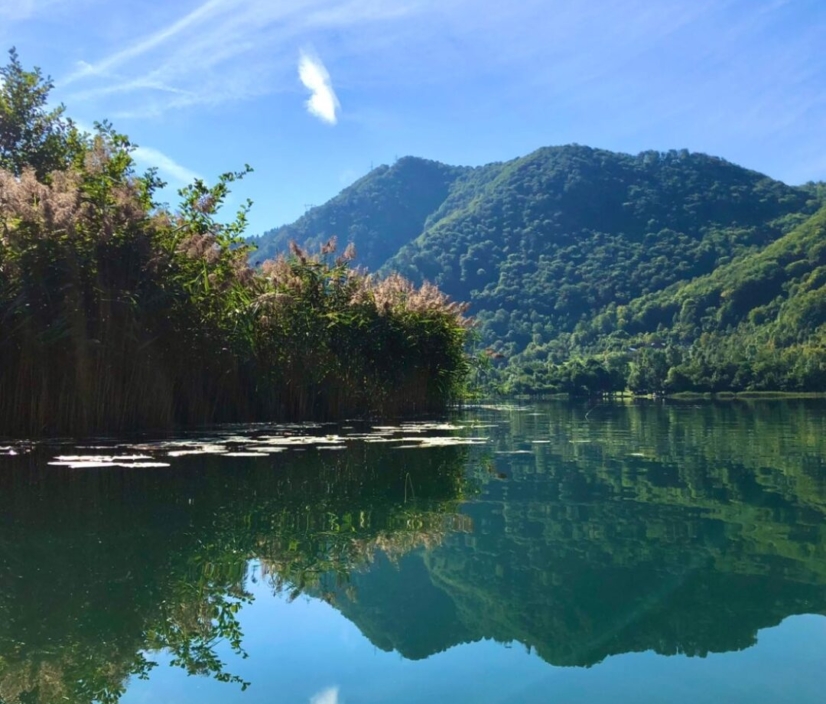 Vila Boračko jezero u ljetnjem danu